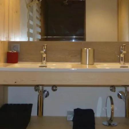 Haus Benzwilli Apartment